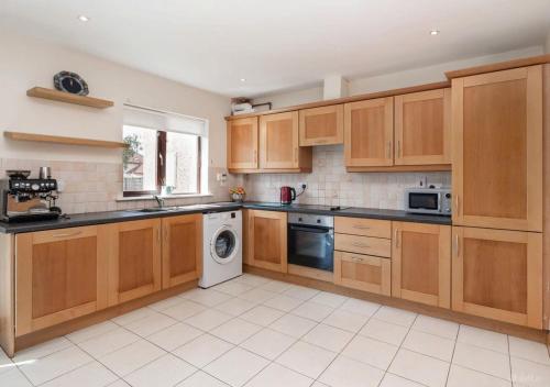 Cosy Ensuite 15 mins from Cork Airport in Douglas