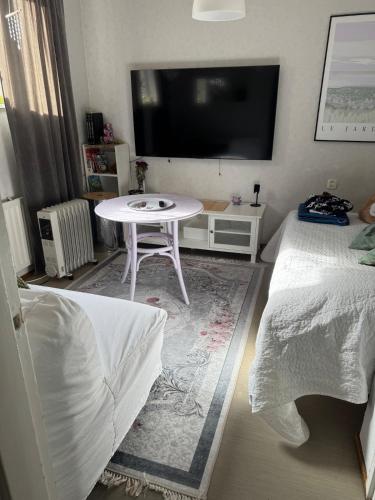 Karhulan Mummola, oma yksio keskustassa in Valkeakoski