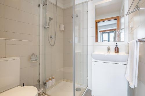 Alegria Center Apartments - image 6