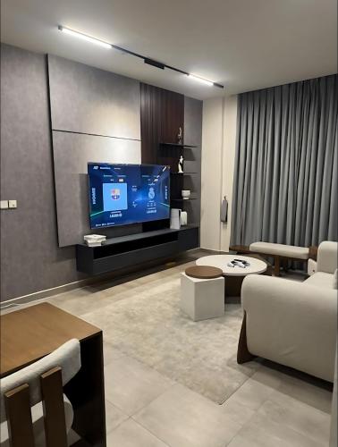 Executive Grand Royal - image 8
