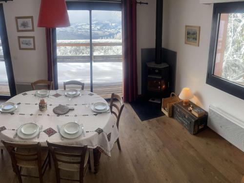 Chalet rénové pour 9 pers avec animaux admis, St Michel de Chaillol (Chalet renove pour 9 pers avec animaux admis, St Michel de Chaillol) in Saint-Michel-de-Chaillol