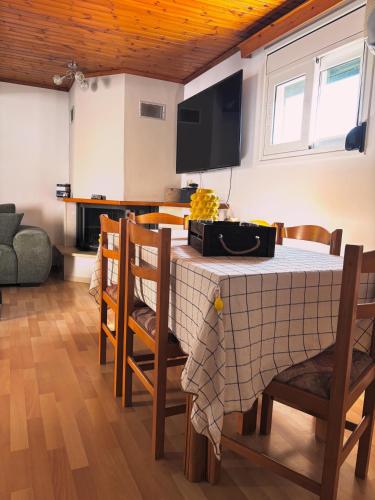 Casa en la Montana in Elios Proni