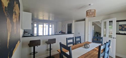 Sprawling 7-Bed Retreat in the Heart of Warboys in Wistow