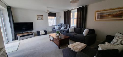 Sprawling 7-Bed Retreat in the Heart of Warboys in Wistow