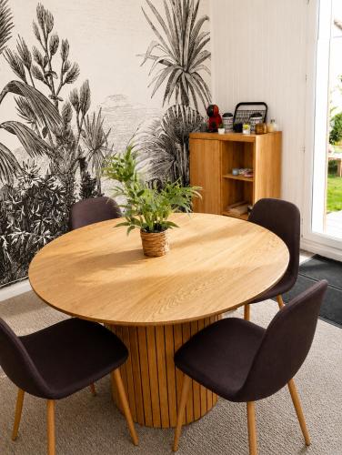 ROOMS HOME CSM Suites privees elegantes entre Reims et Disneyland Paris 1 a 8 personnes - Luzancy