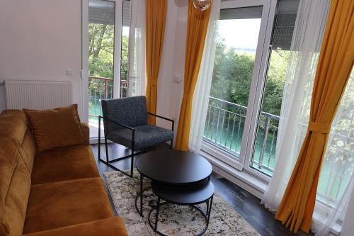 Apartments and Rooms Villa Majestic