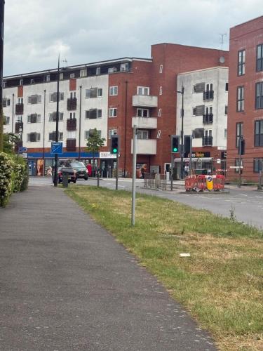 3 Cliff Road Ipswich Ip3 0at - Ipswich