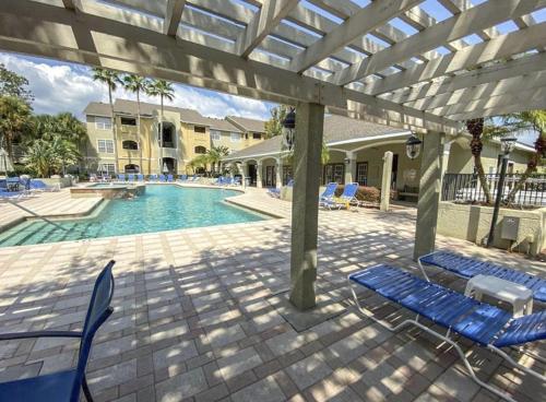 Avalon Condo in Clearwater Minutes From Clearwater Beach, Clearwater