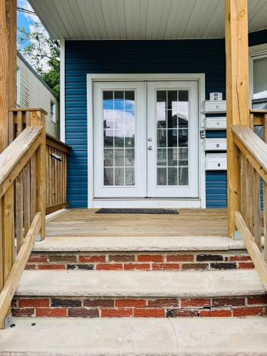 Top-Rated 1BR EWR 10 Min + NYC Train Sleeps 4 – khách sạn tại Lower Vailsburg