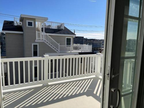 Bayside Gem - image 7