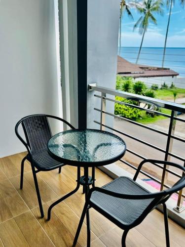 ทุ่งวัวแล่นเฮาส์ Thung Wua Laen House in Waterfront/beach