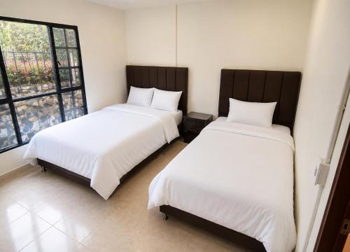Quiet country villa with amazing views in Pacho
