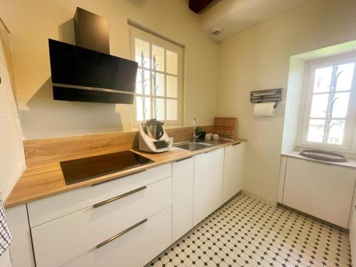 Gîte charmant au cœur de Candes-St-Martin - 8 pers. - FR-1-381-666 (Gite charmant au cœur de Candes-St-Martin - 8 pers. - FR-1-381-666) in Candes-Saint-Martin