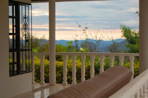 Quiet country villa with amazing views in Pacho