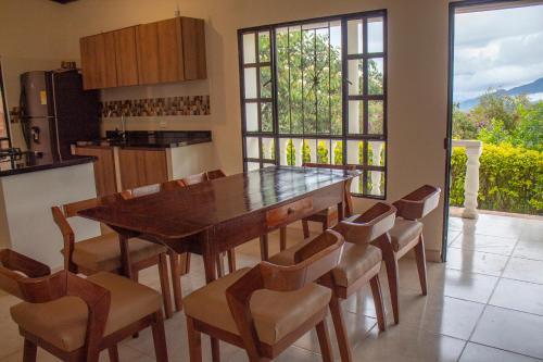 Quiet country villa with amazing views in Pacho