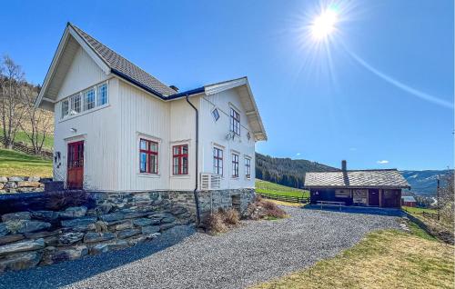 . Gorgeous Home In Svatsum With Wifi