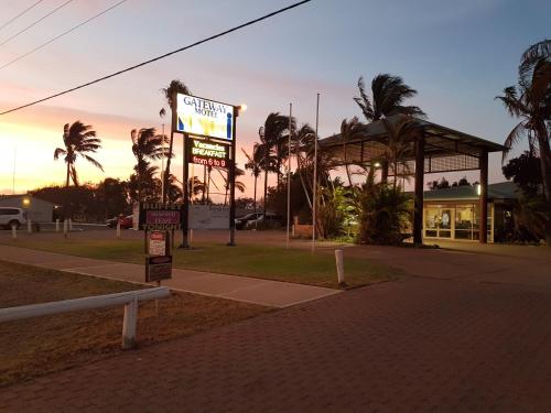 . Carnarvon Gateway Motel