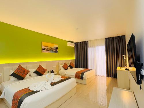 . Nausori Plaza Hotel