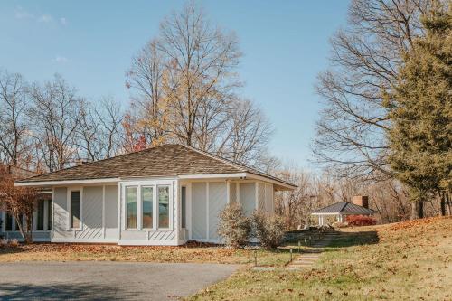 The Guest Wing at Kateri - image 11