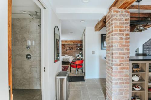 The Hideaway Suite - image 2
