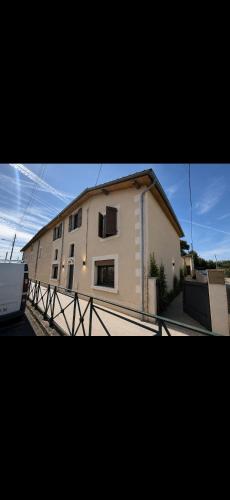 Grande Maison de 6 chambres en plein centre d'Auch - Location saisonnière - Auch