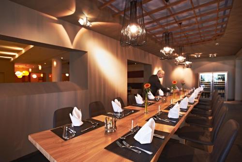 Hotel Zugbrücke Grenzau - main image