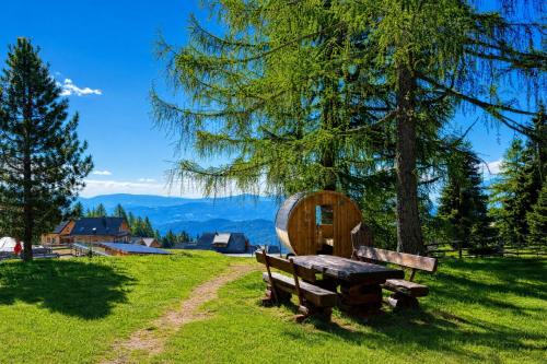 Berglodge Hochrindl - Panoramasauna, Eigengarten, Skipiste & Wandern in Hochrindl