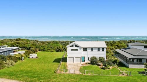 Boatswain Beach House in Boatswain Point