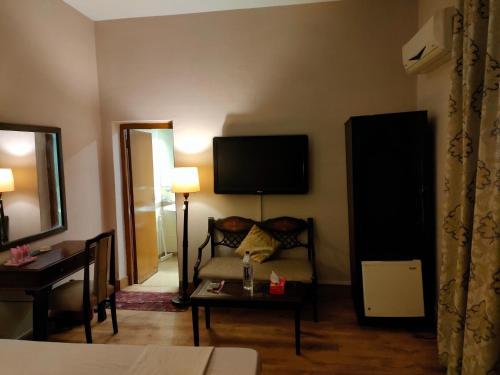 The Exclusive House - image 4