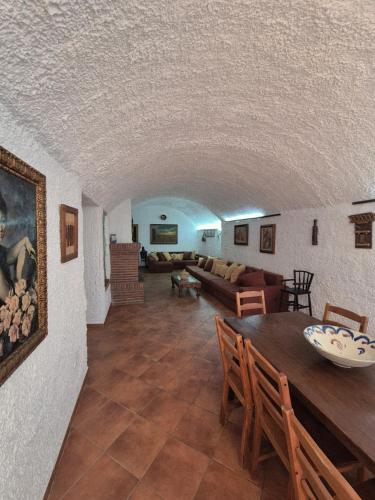 Cuevas La Cocinillas in Cortes Y Graena