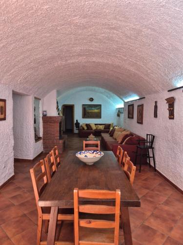 Cuevas La Cocinillas in Cortes Y Graena