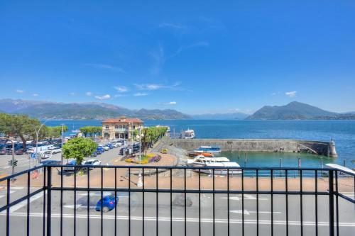 Il Porticciolo Stresa Stunning Lake View - Happy Rentals