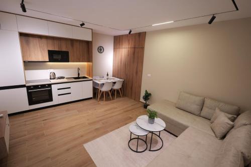Dionis Garden Suite - image 2