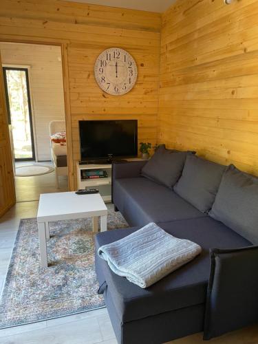 Iekārtas, Domek pod lasem Mazury in Kaleczyn