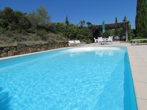 Swimming pool, Domaine de Villedese in Montlaur