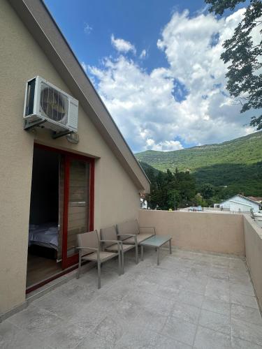 Apartmani Ksenija - image 5