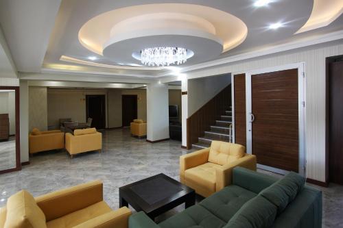 Yeşilhisar Hotel (Yesilhisar Hotel) in Ovaciftlik