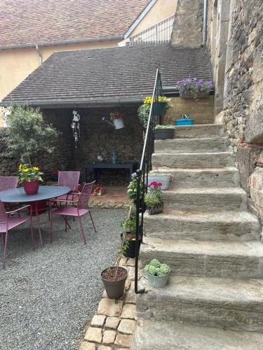 Kert, Cité de caractère médiéval (Cite de caractere medieval) in Fresnay-sur-Sarthe