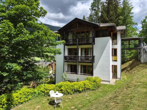 Apartmán im Turm – khách sạn tại Kleinkirchheim
