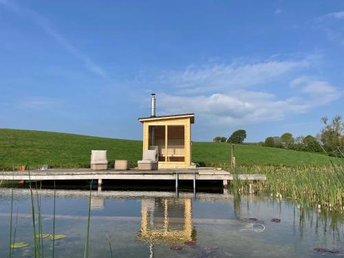 Sauna, "The Studio" Contemporary studio with organic swimming pool in Skelsmergh