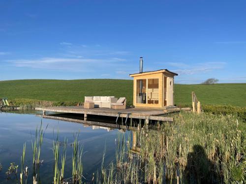 Sauna, "The Studio" Contemporary studio with organic swimming pool in Skelsmergh