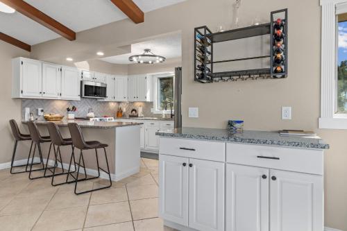 Destiny Family Vacation Home At Windcliff Home - image 18