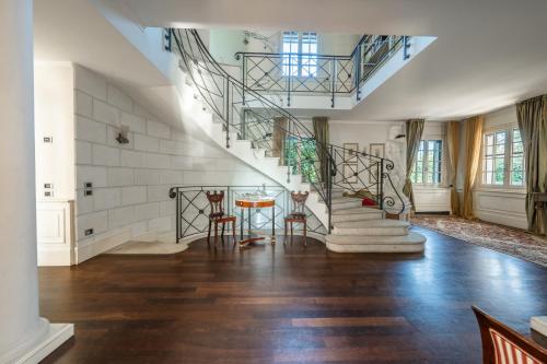 villa su lago privato Malaspina in Pioltello
