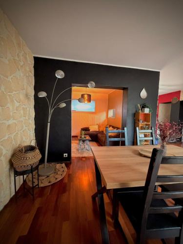 Feel Good House in Marcillac (Aquitaine)