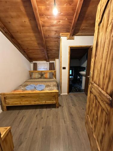 1 double bed