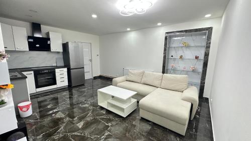 Kitchen, Apartman na namesti Dvur Kralove in Dvur Kralove Nad Labem