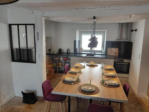 Gîte des fraisiers (Gite des fraisiers) in Vicheres ciems