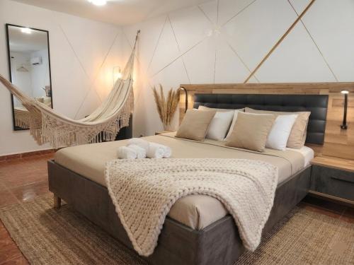 Bougainvillea House gîte à louer Ribeiro da Terça