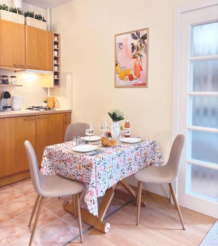 Elegant and bright flat in a quiet area, Riga (foto 10)