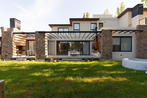 Casa Reserva jacuzzi Climatizado, Diseño y Naturaleza en Chacras de Coria